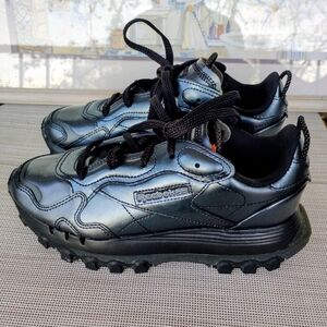 Reebok Classic "Cardi B" Dark Silver Leather Casual Fashion Sneakers. Size 7.